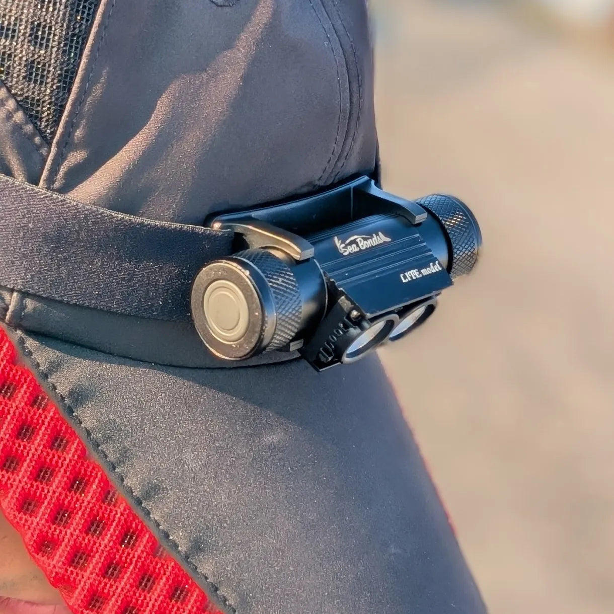 ヘッドライトLITE 300ルーメン（ライトモデル 2200mAh） 送料無料