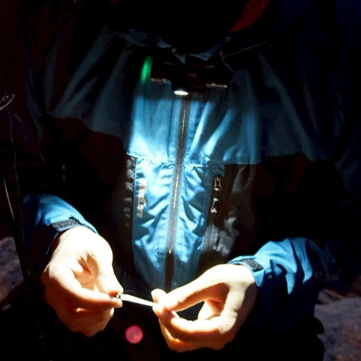 ヘッドライトLITE 300ルーメン（ライトモデル 2200mAh） 送料無料